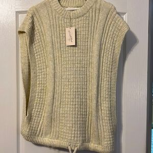 Universal Thread • Light Yellow Sleeveless Sweater